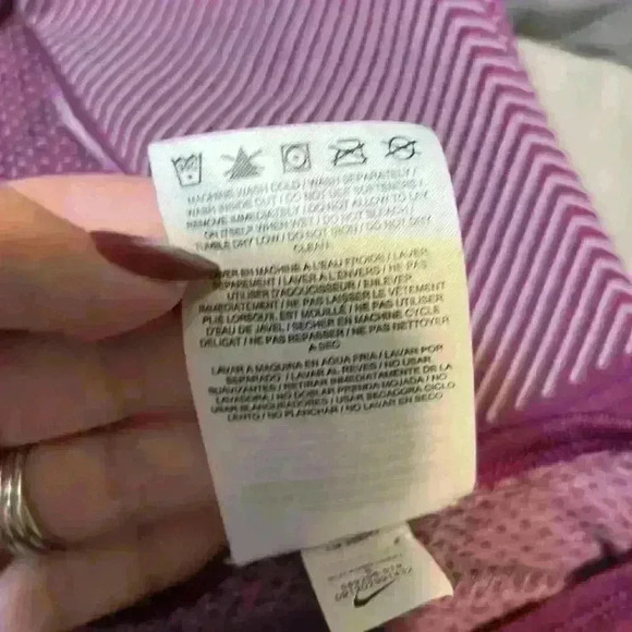 Nike Dry Fit long sleeves size small - Picture 6 of 6